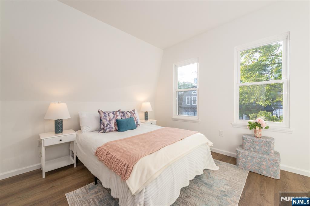 26036347 Property Photo 13