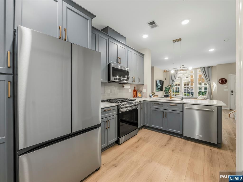 175 Wesmont Drive Property Photo 16