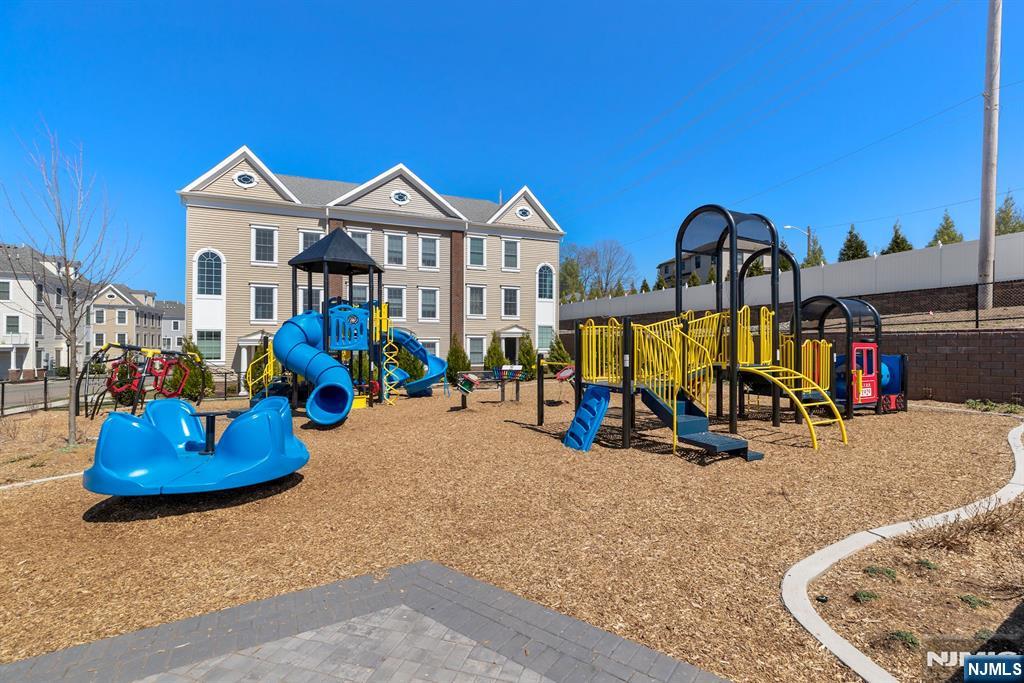 175 Wesmont Drive Property Photo 45