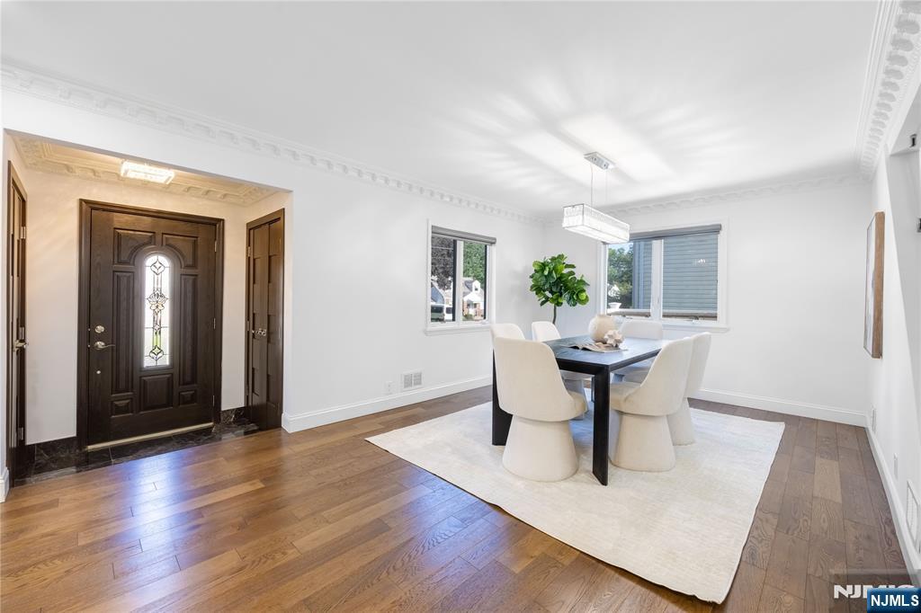 30 Elm Street Property Photo 10