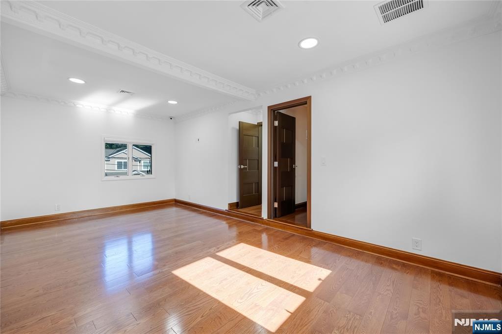 30 Elm Street Property Photo 27