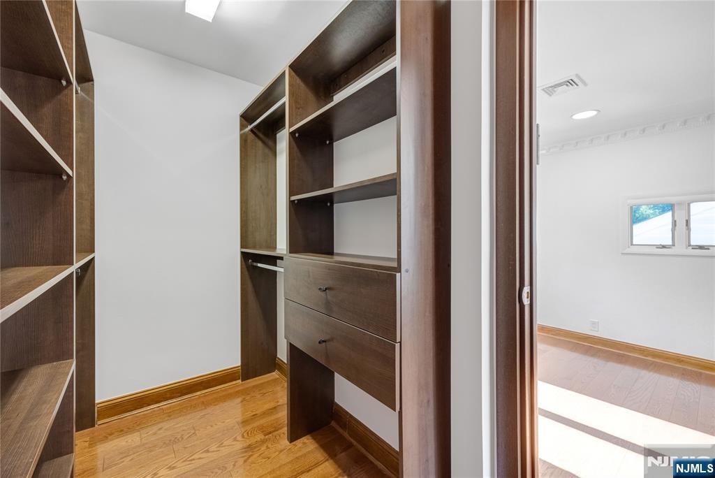 30 Elm Street Property Photo 28