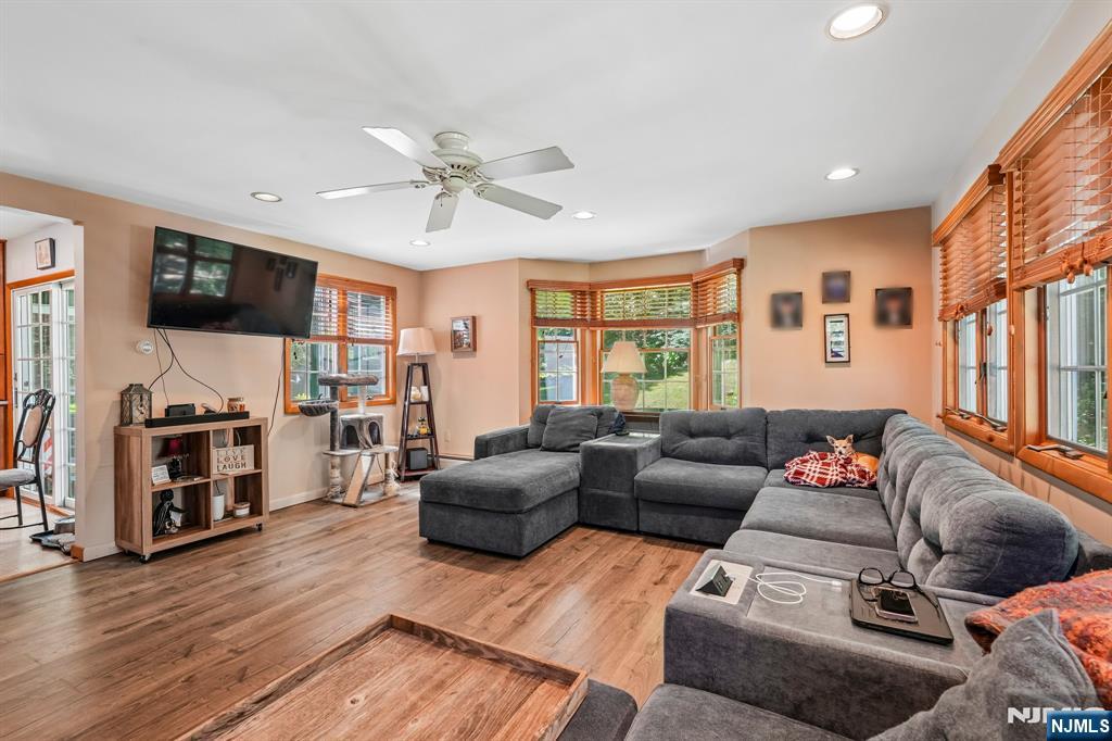 30 Pulaski Drive Property Photo 15