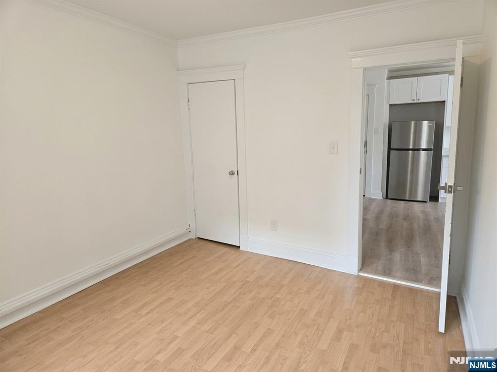 502 Broad Avenue 2fl Property Photo 2