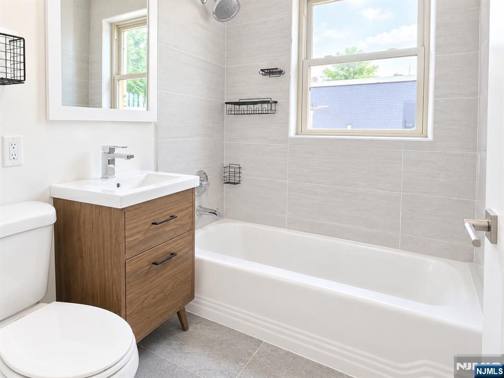502 Broad Avenue 2fl Property Photo 7