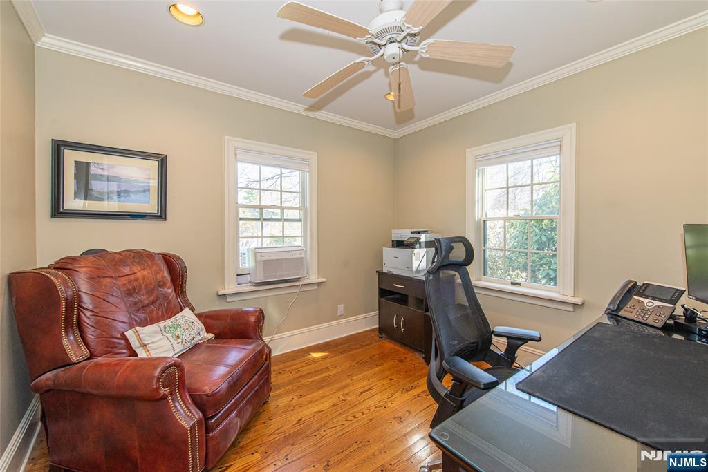 376 Lafayette Road Property Photo 21