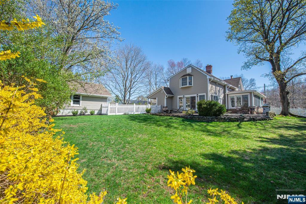376 Lafayette Road Property Photo 47