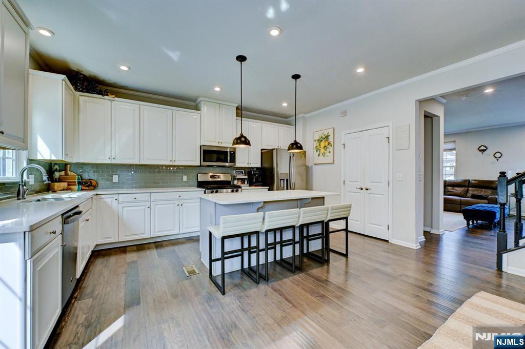 4 Woodland Way 2 Property Photo 23