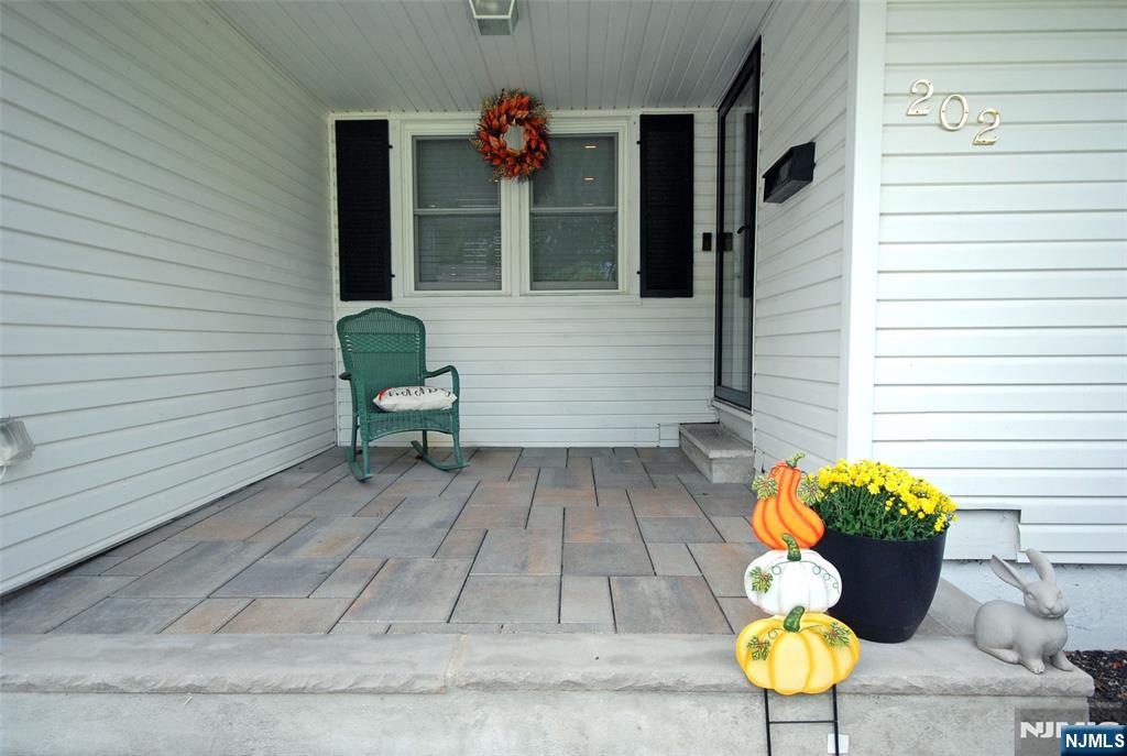 202 Long Hill Road Property Photo 2