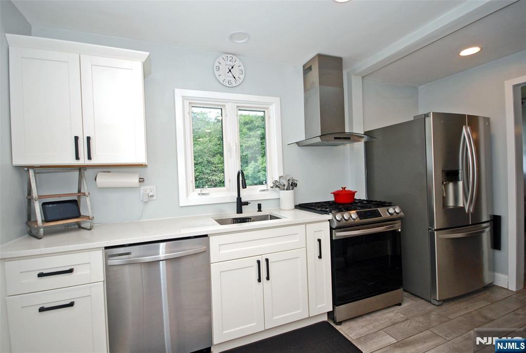 202 Long Hill Road Property Photo 11