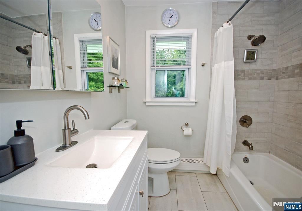 202 Long Hill Road Property Photo 13