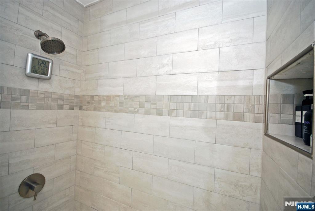 202 Long Hill Road Property Photo 14