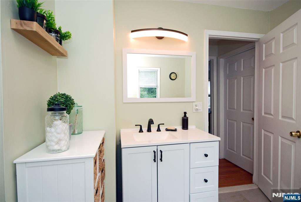 202 Long Hill Road Property Photo 24
