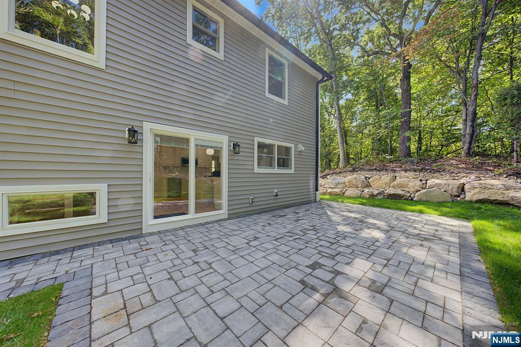 119 Stag Hill Property Photo 32