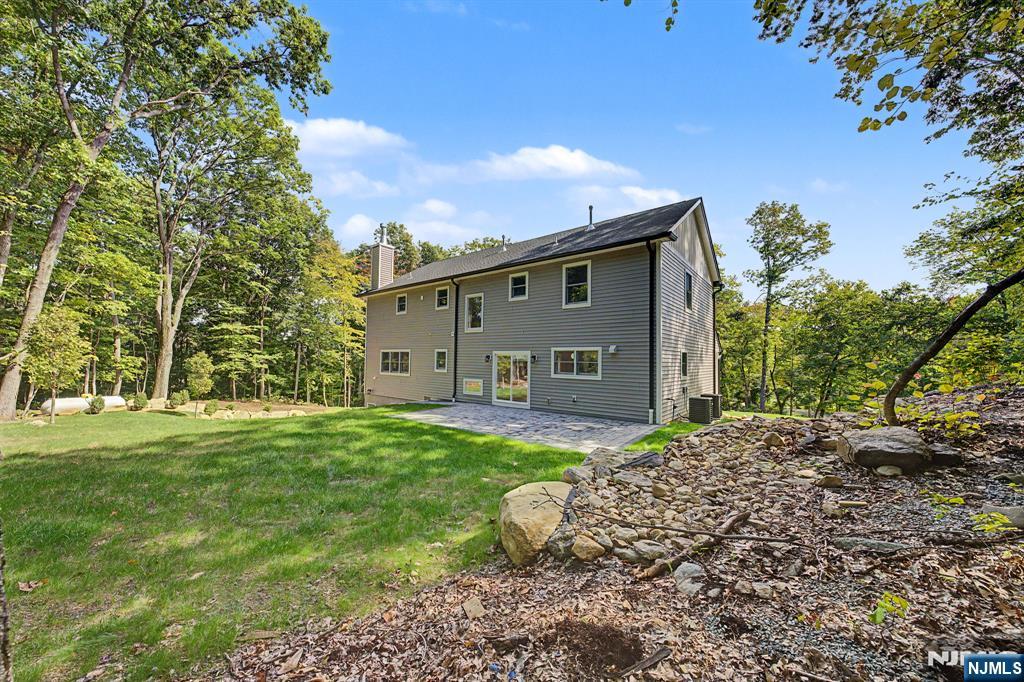 119 Stag Hill Property Photo 34