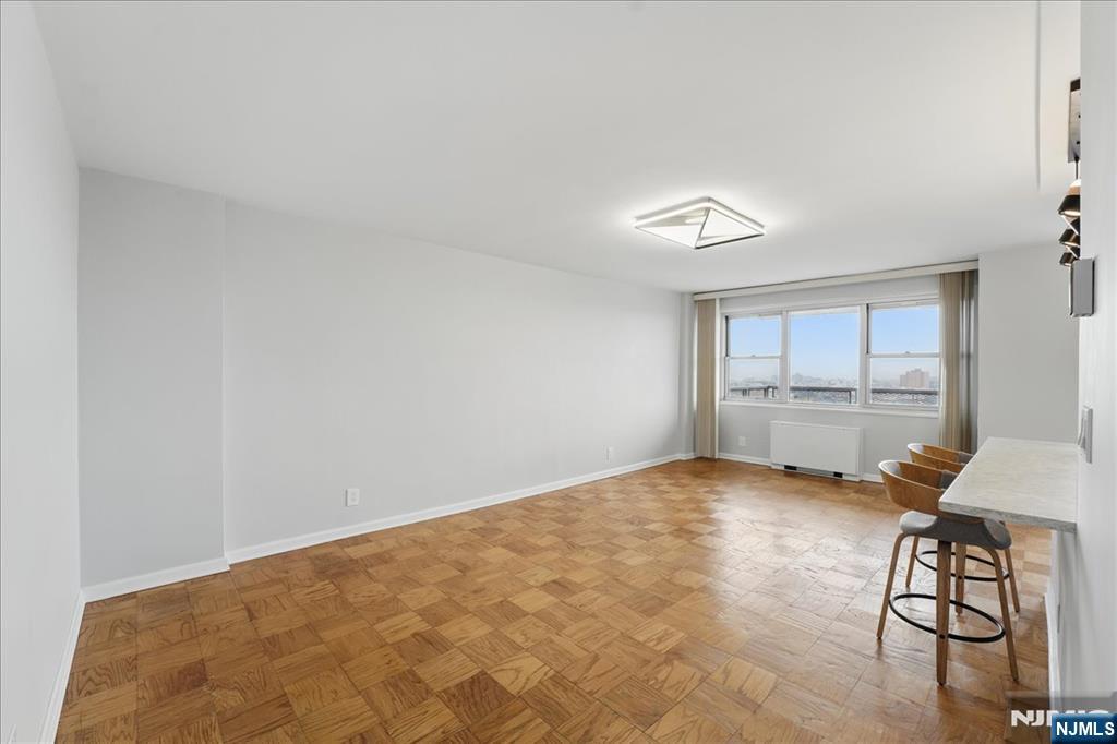 6600 Boulevard East 18k Property Photo 7