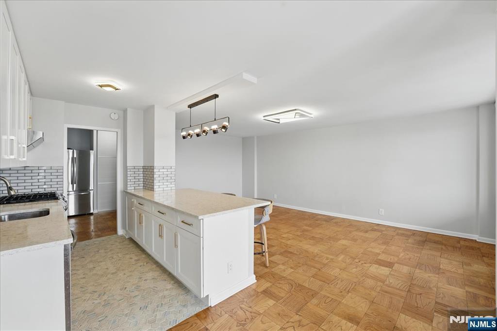 6600 Boulevard East 18k Property Photo 12