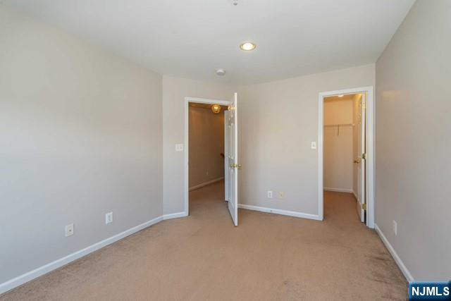 102 Lakeview Court Property Photo 12