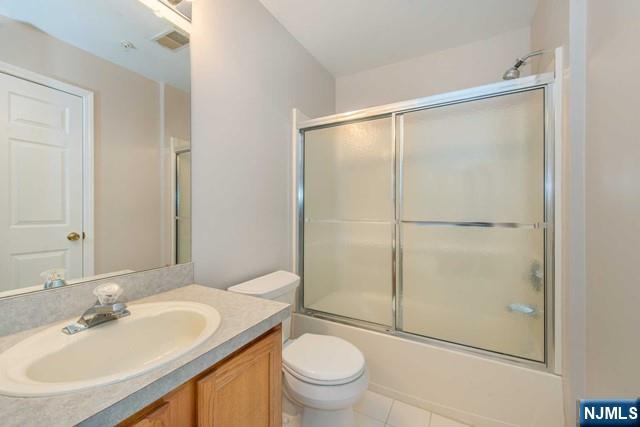 102 Lakeview Court Property Photo 14