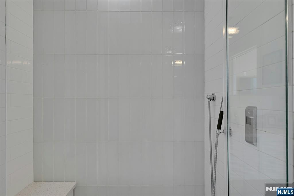 9 Somerset Lane 107 Property Photo 20
