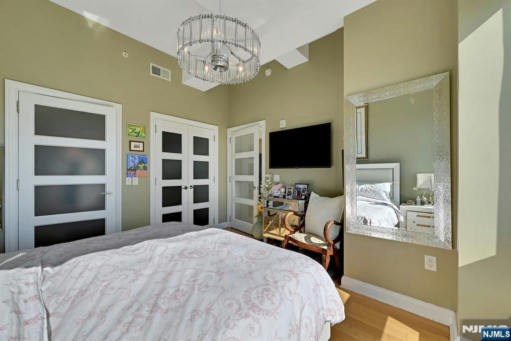 9 Somerset Lane 107 Property Photo 21