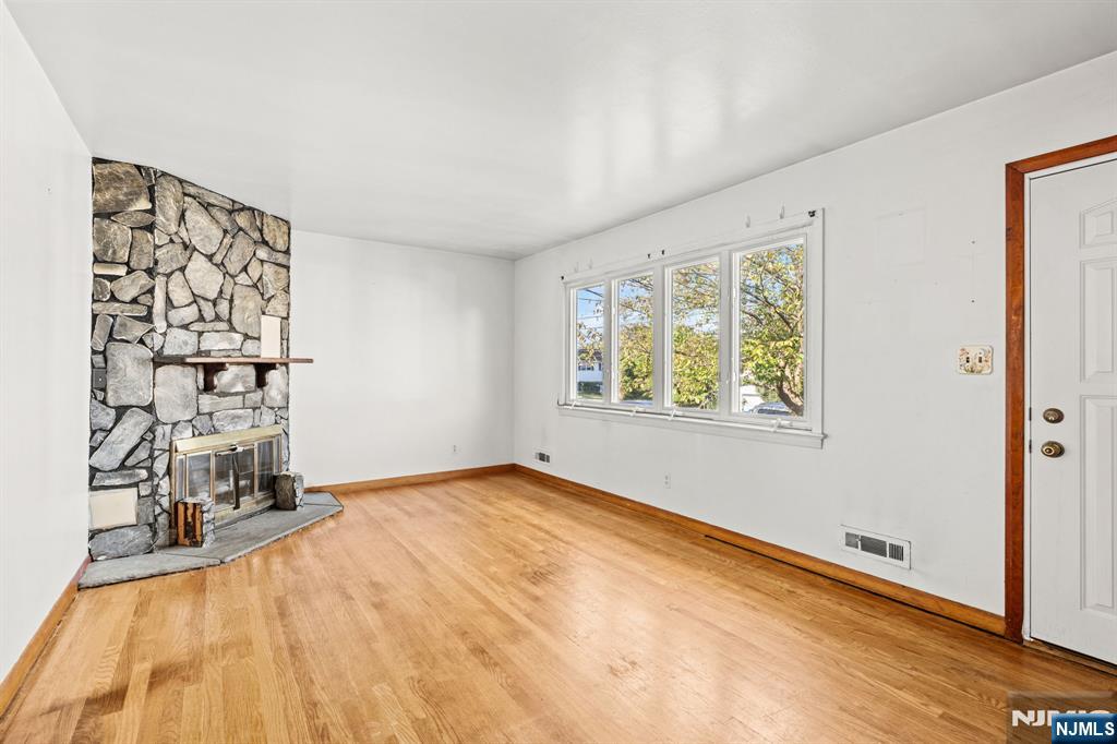 78 Garden Street Property Photo 8