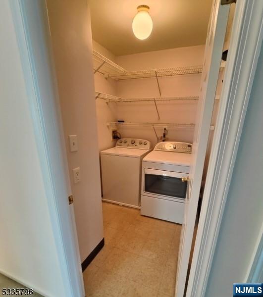 219 Warbler Drive Property Photo 23