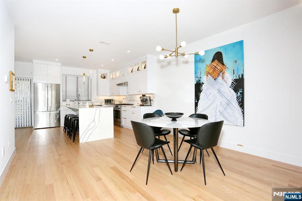 111 1st Street Property Photo 6