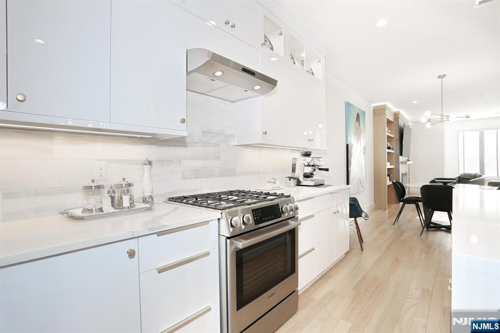 111 1st Street Property Photo 8