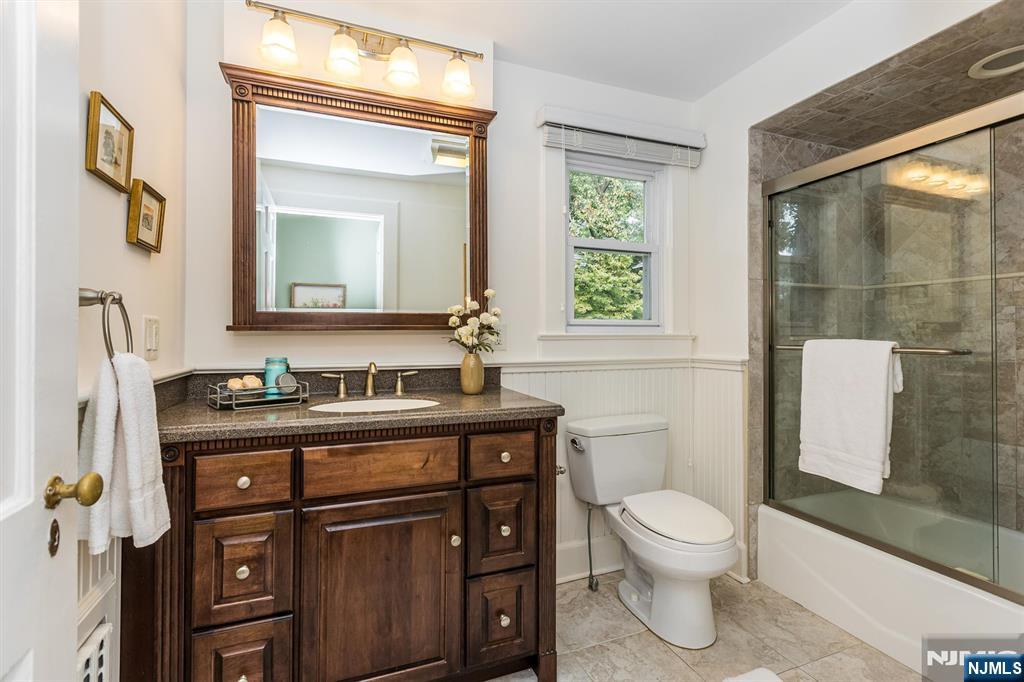 36 Chapman Place Property Photo 27