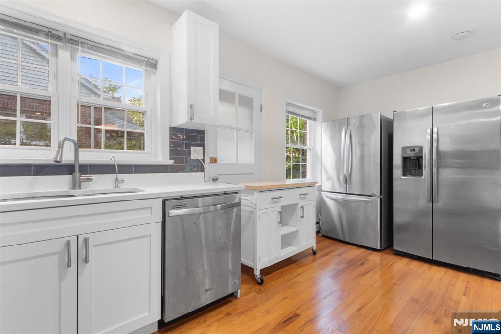 558 Broad Avenue Property Photo 7