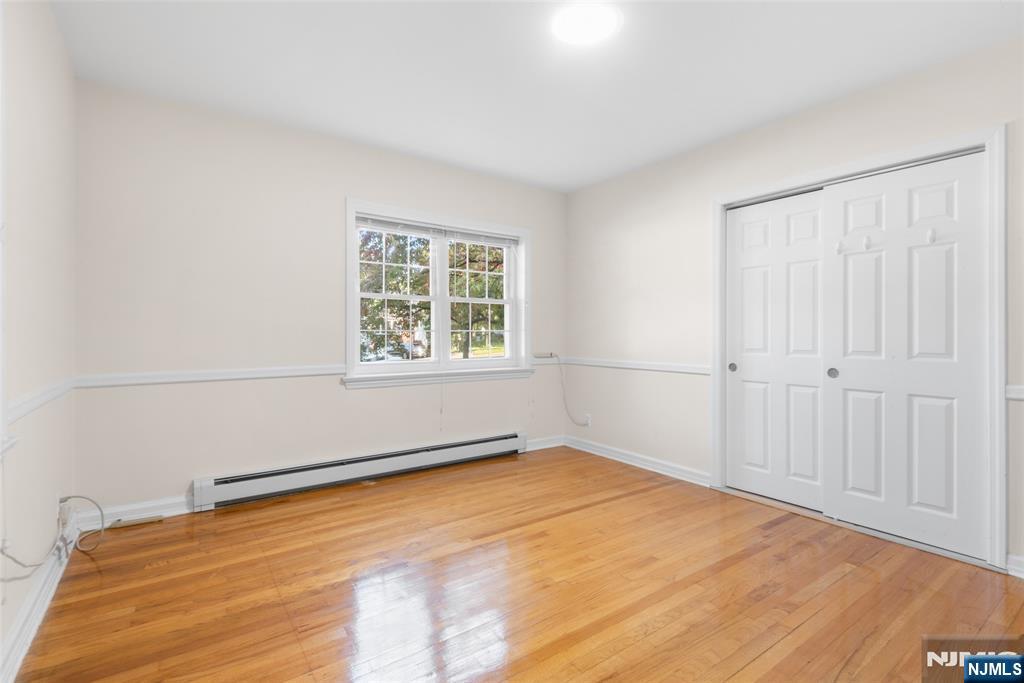 558 Broad Avenue Property Photo 12
