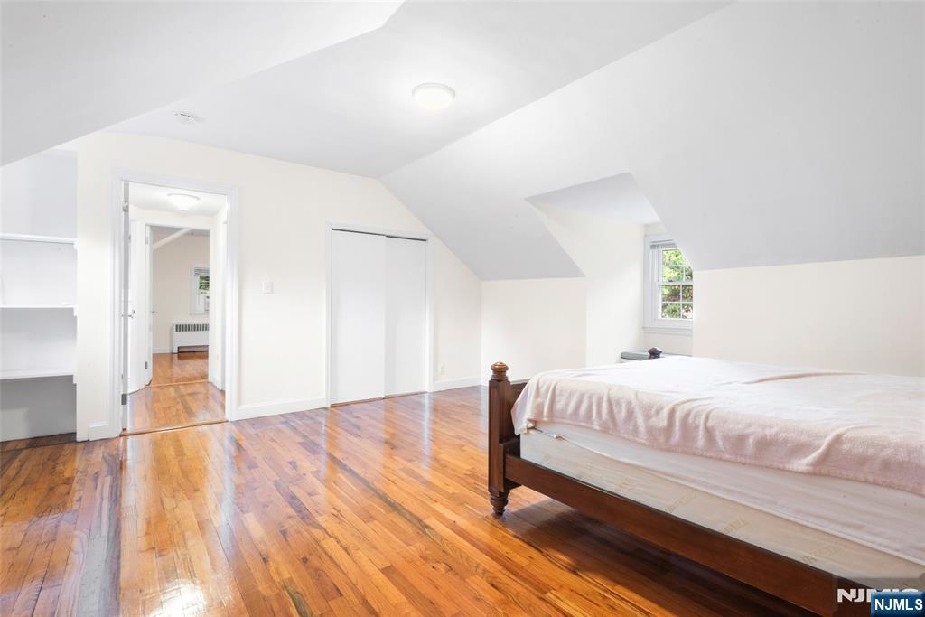 558 Broad Avenue Property Photo 14