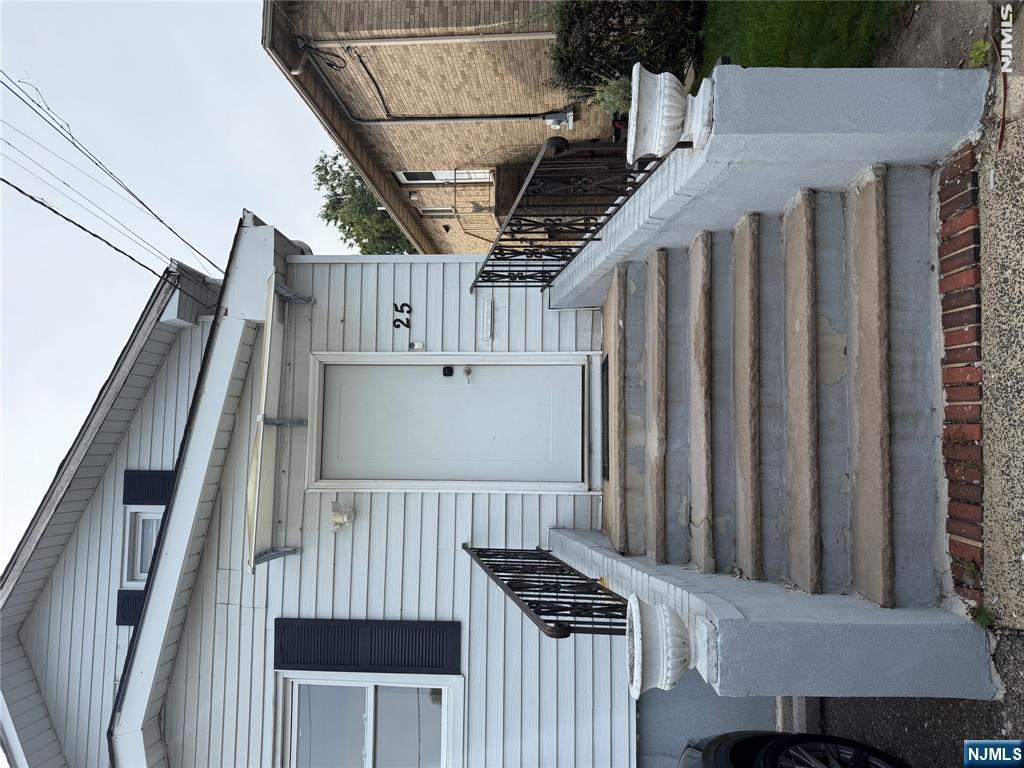 25 Henry Street 1 Property Photo 1
