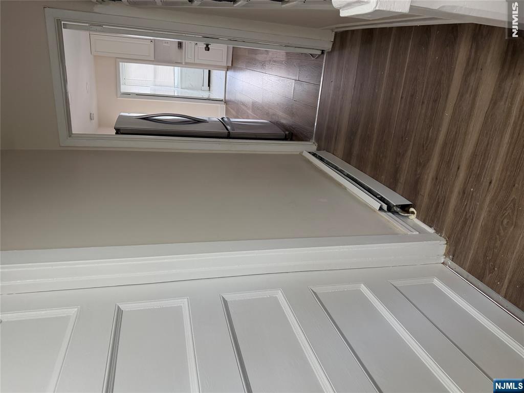 25 Henry Street 1 Property Photo 5
