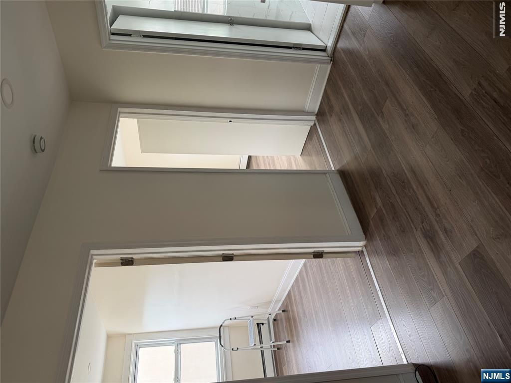 25 Henry Street 1 Property Photo 8