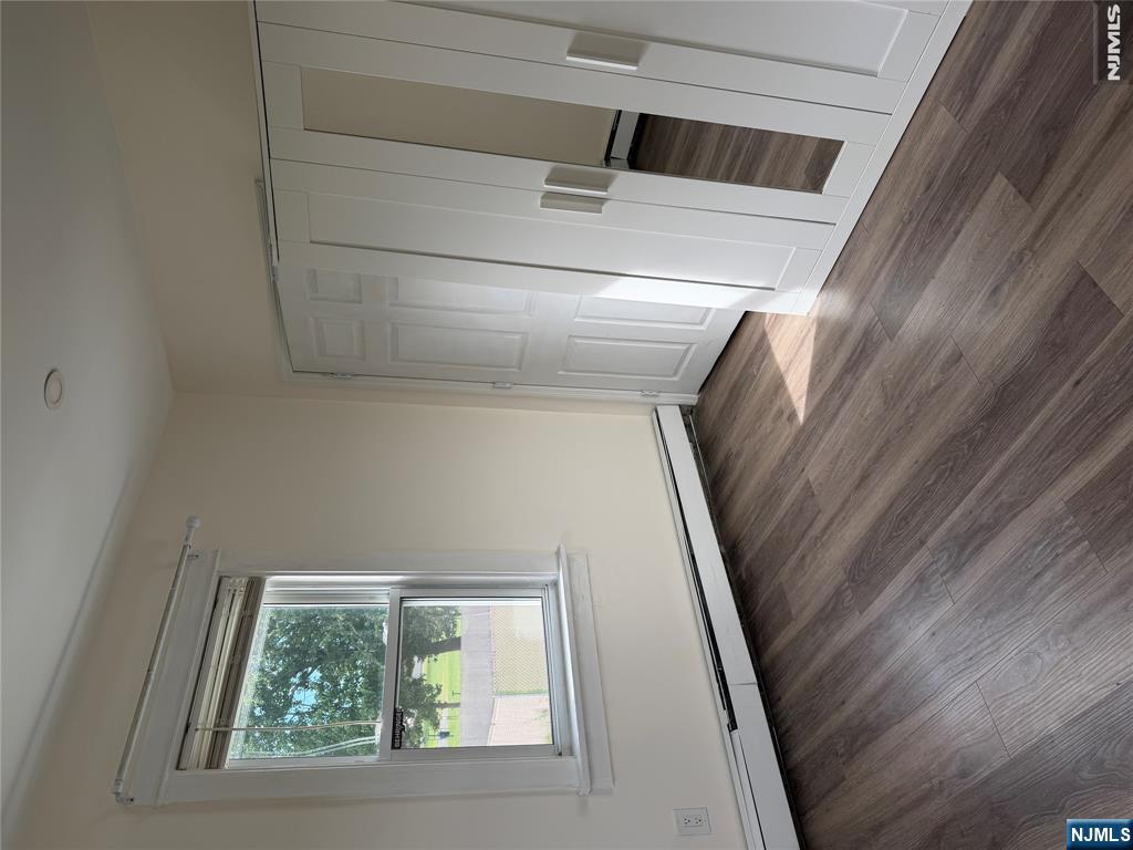 25 Henry Street 1 Property Photo 9