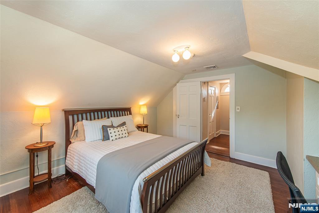 486 Ridgewood Avenue Property Photo 30
