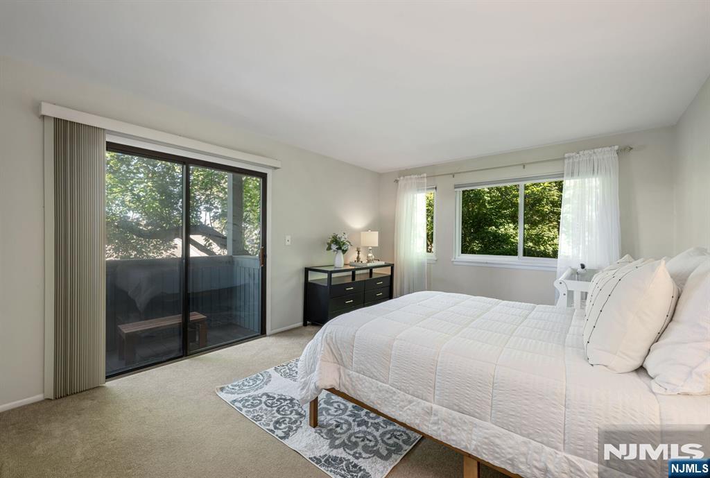141 Indian Hollow Court Property Photo 16
