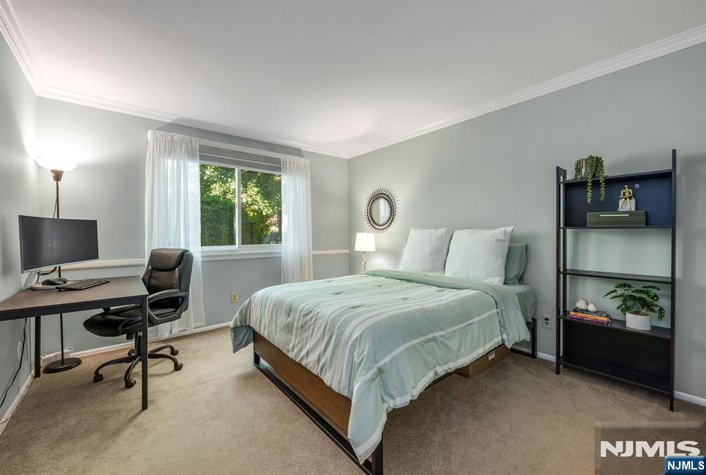 141 Indian Hollow Court Property Photo 18