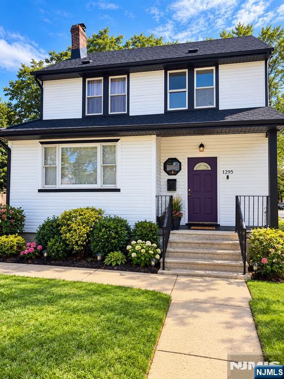 1295 Teaneck Road Property Photo 1