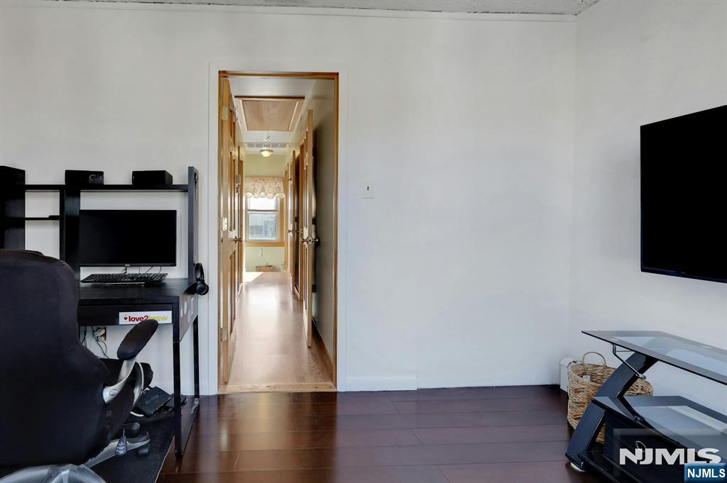 86 Shaler Avenue Property Photo 27