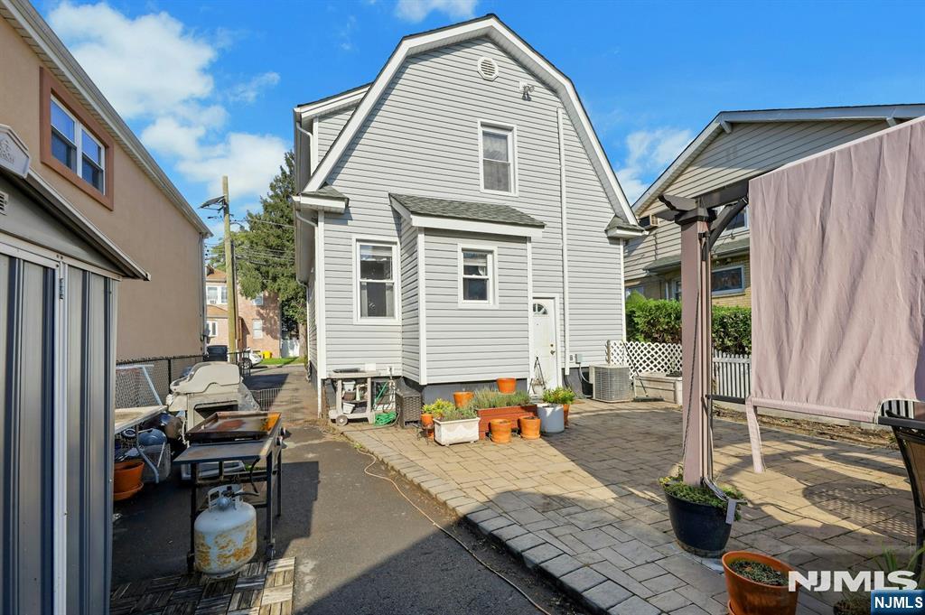 86 Shaler Avenue Property Photo 33