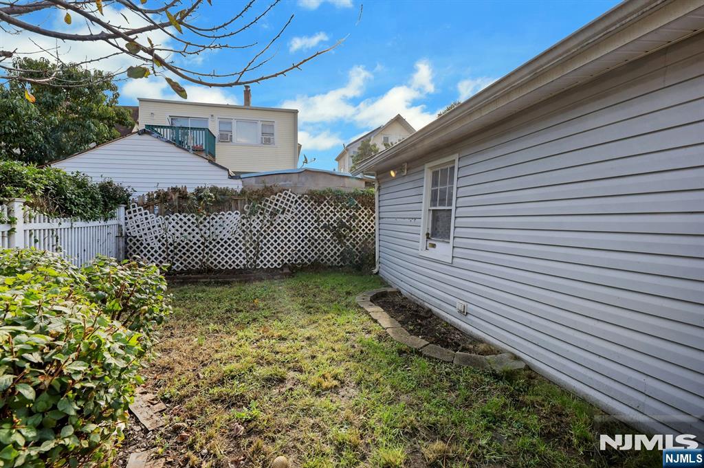 86 Shaler Avenue Property Photo 34
