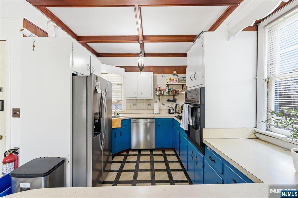 415 Ridge Street Property Photo 8