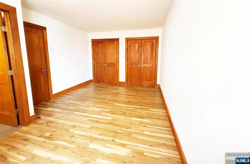 72 E Main Street 8 Property Photo 8