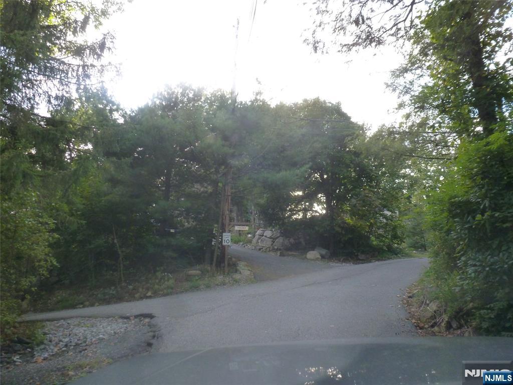 68 Mountain Spring Road Property Photo 14