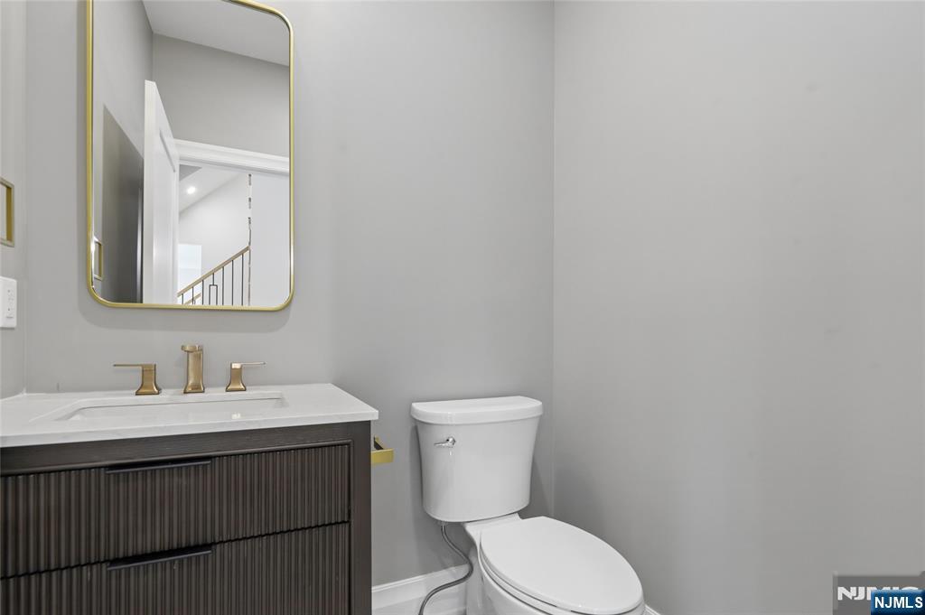367 Johnson Avenue Property Photo 19