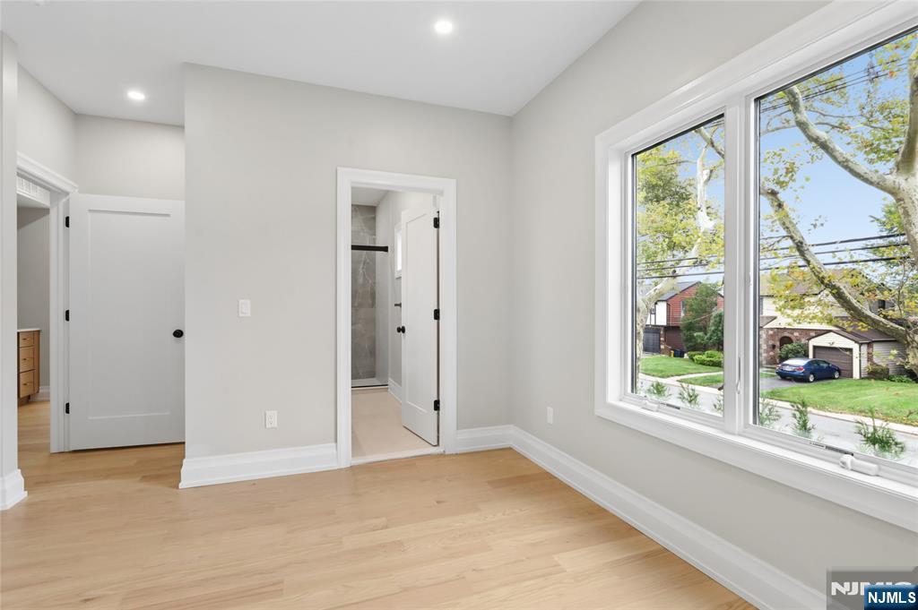 367 Johnson Avenue Property Photo 21