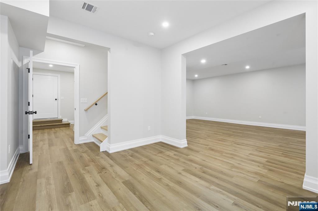 367 Johnson Avenue Property Photo 25